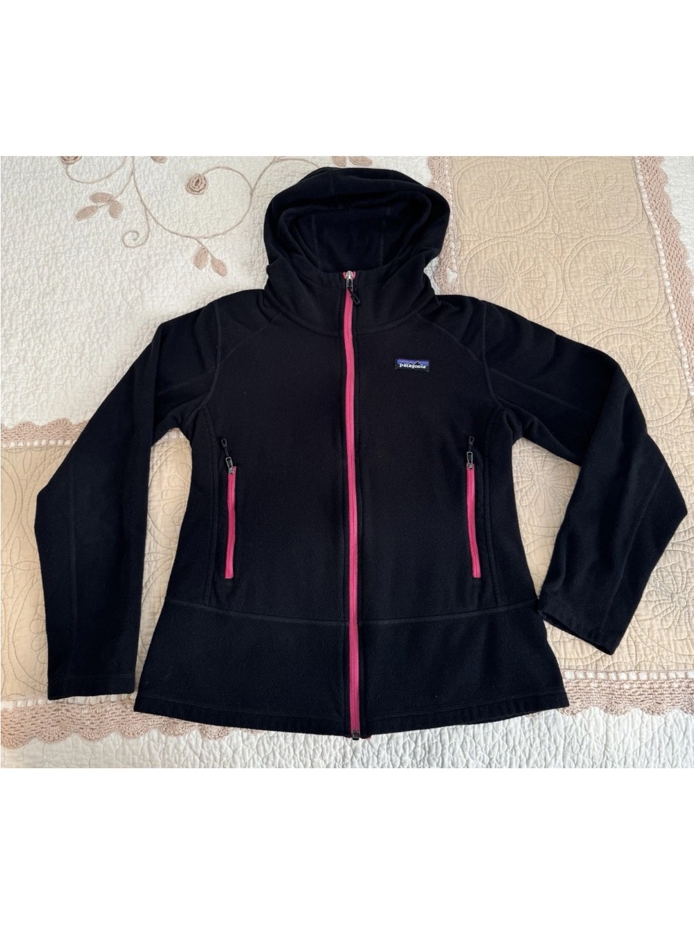 Patagonia Emmilen Fleece Zip Up Hoodie Women’s Medium Black Pink